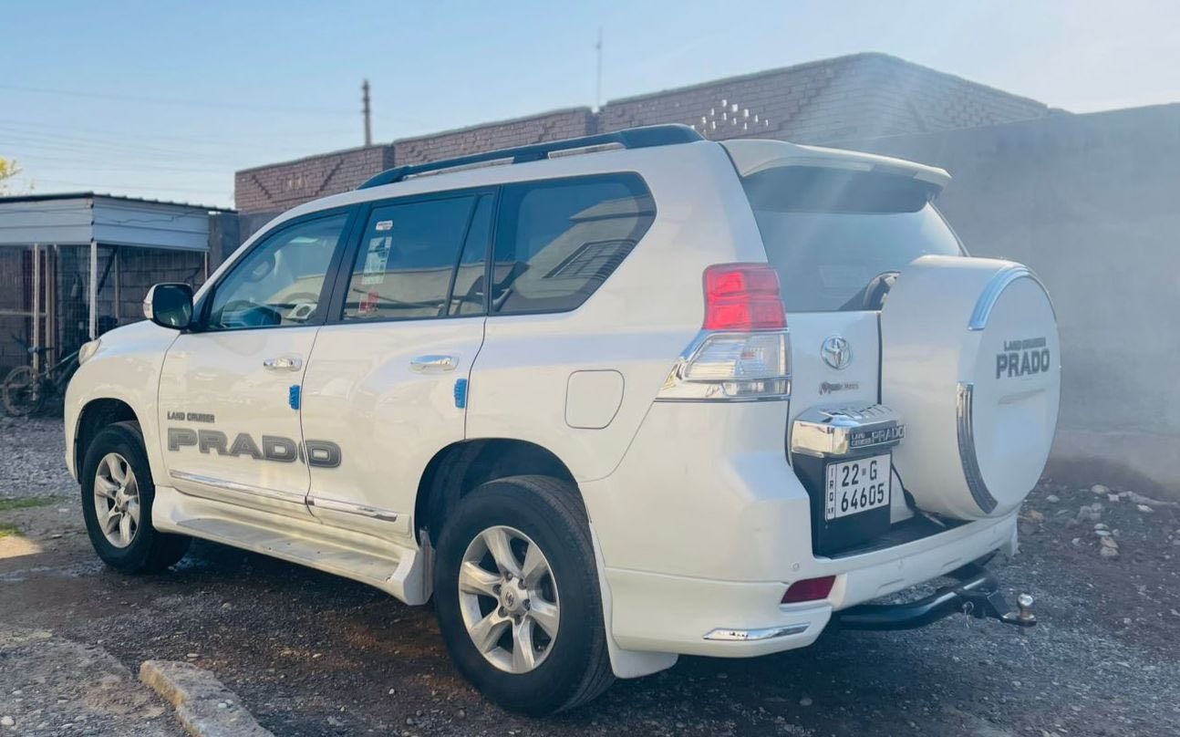 *********** السلام عليكم مكلف بل نشر للبيع تيوتا   برادو موديل 2011  كلين كلين بدون اي ضرر ولا صبغ محرك اربعه مامفتوح رقم اربيل بسم الراجبها ماشيه 171 بعدها جديده مال بيت كلها وضع شركه  السعر 240 مجال غليل جدن للطيبين
