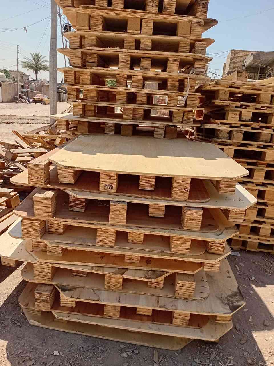 فايبر قياس 115×115لعدد 50
سكيب خشب ابو الانج قياس 115×115العدد 30 بغداد ***********
