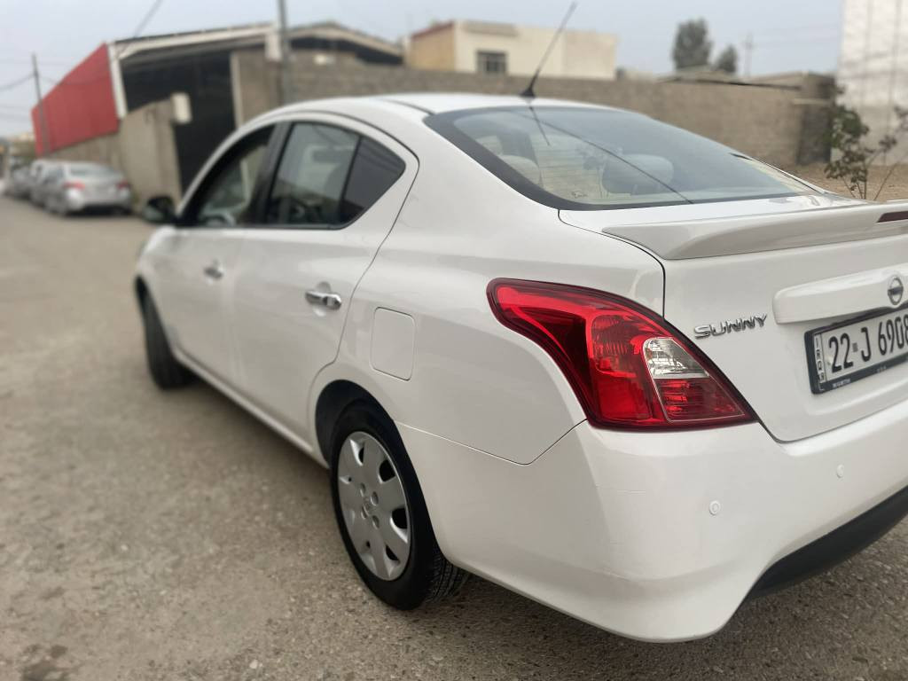 السلام عليكم للبيع فقط نقد مكاني كركوك شراي يتصل فقط سونار موضح مع صور اتصال***********
نيسان صني2021هندي بدون صبغ بدون تبديل فقط بارد حك اصبعين موضح بسونار ماشي90الف حقيقي سعر112مجال بسيط لشراي رجاء الي موشراي لايتواعد كركوك, العراق
