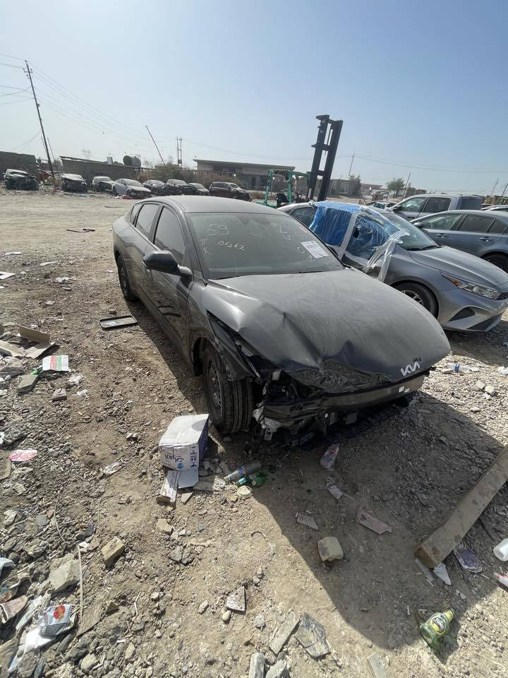 السلام عليكم k4 شكل جديد 2025 نص مواصفات lx بصمة شاشه دجتل إلكتروني ماشيه 5 الف رادار امامي خلفي جانبي مكينه 2000 دخول جديد سياره بغداد موجوده  سعر 139 $ ***********
