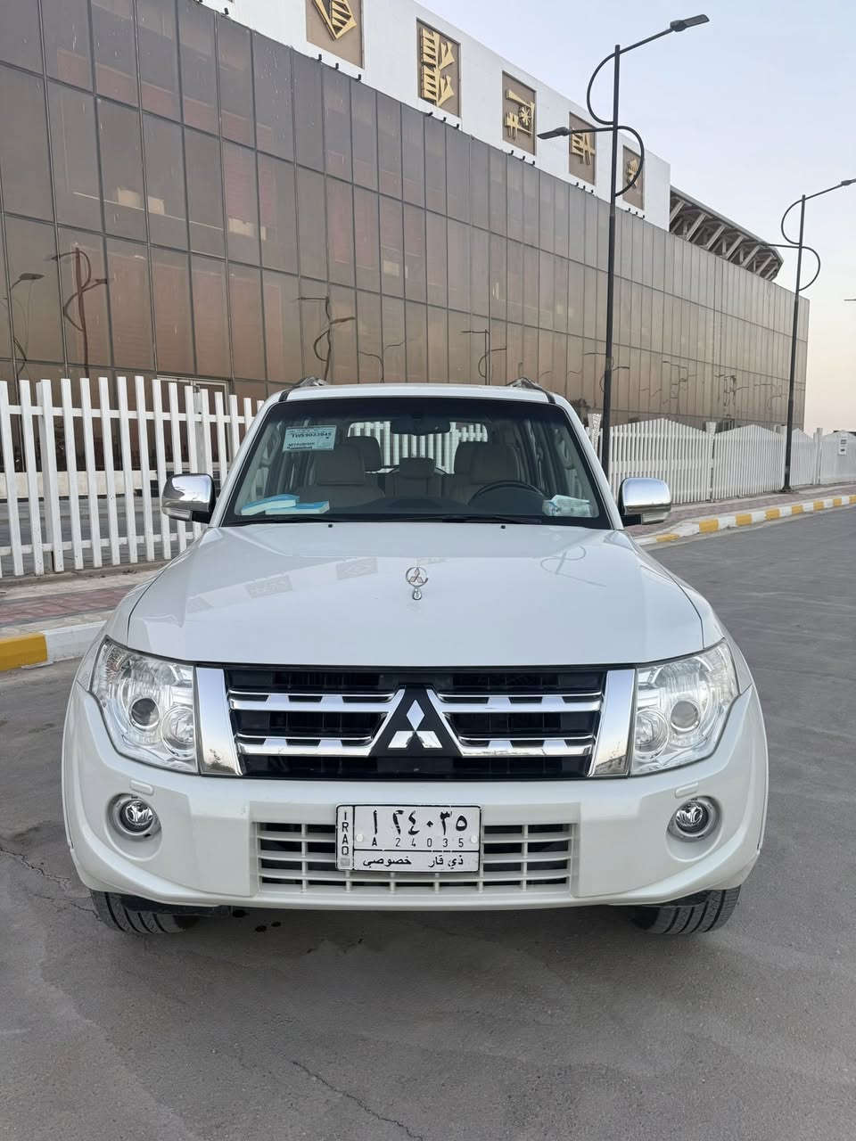 السلام عليكم
باجيرو 2014 حبتور كفاله عامه من كلشي 
سياره كارتون والصور موضح بيه كلشي 
زوج تايرات جديد صار 6 اشهر من مشدود 
فتحه بالقماره 
كير وتماتيك وعادي و لوكير 
مواصفاته فووول حبتور مايحتاج نعددهن 
ماشيه 75 كيلو فقط 
للاستفسار   ***********
