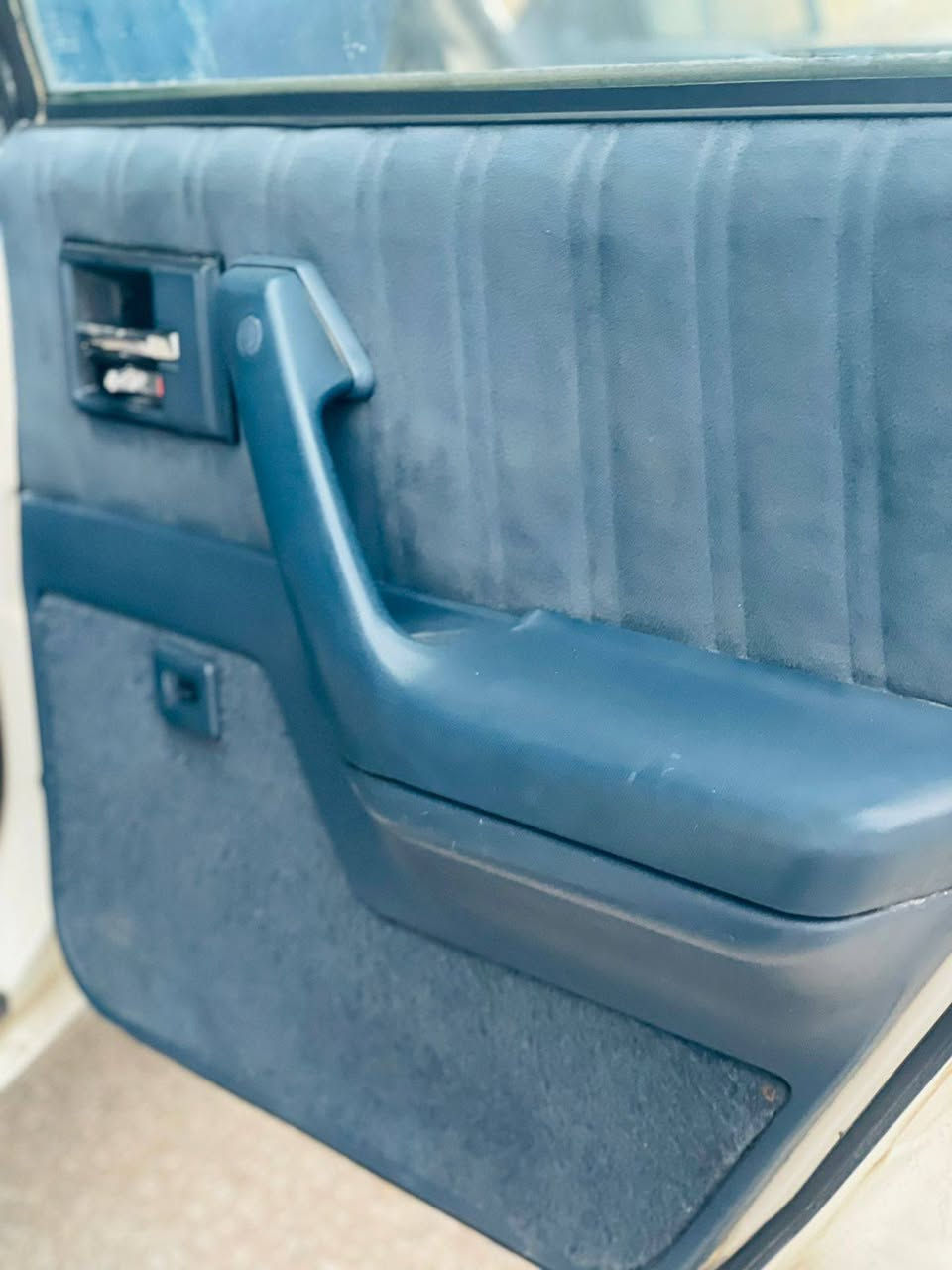 اولدز موديل 90
سياره كير و مكينه حاوية و صدر و دبلات جديد 
تبريدها ثلج 

السيارة بسمي تحويل ثاني الرقم جديد 

مكان السيارة بغداد العامرية 

سعرها ب52 و بيها مجال 

للاتصال أو الاستفسار  ***********
