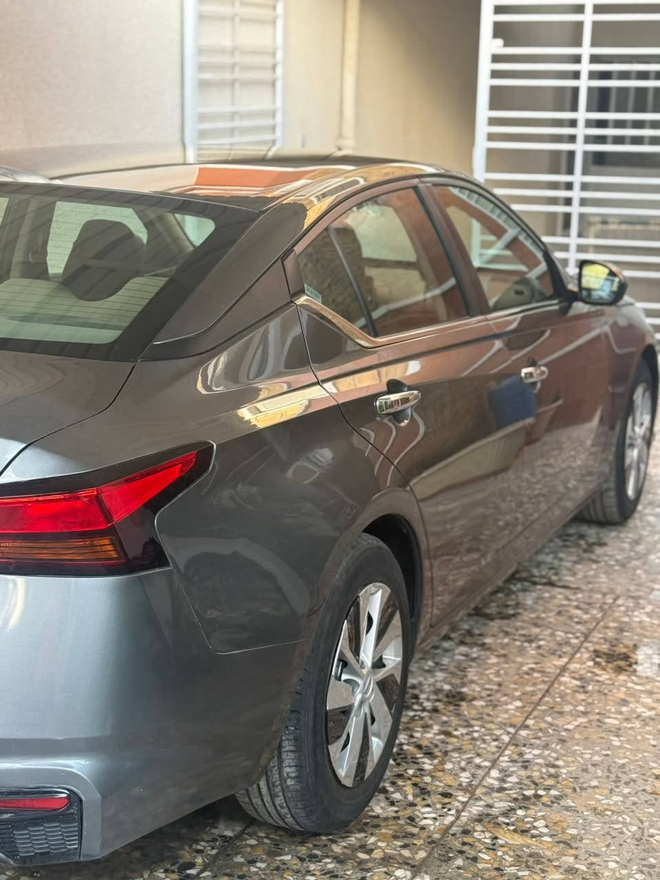 مكلف بالنشر 
للبيع 
التيما 2022 وارد أمريكي 
رقم بغداد الجديد الدولي / تحويل ثاني يوم 
محرك 2.5 
ماشية ٥٩ الف ميل وقابل للزيادة 
ضربتها خلفيه من امريكا وهنا بالعراق نضربت جاملغ امامي 
ايسر ضربه سطحية بدون ايرباك 
السياره نص فول
بصمة / تحكم ستيرن / توقف ذاتي / تحديد مسار / مخمل / 
تايرات جدد / صدر جديد . 
السياره دواخلها كفالة من لغود و شواصي شرط الفحص 
السونار وصور الحادث موجوده بالمنشور . 
مكان السياره حي حطين او حي الجامعة 
السعر ١٥٠ ورقه وبيها مجال 
صاحب السياره 

+964 751 332 5531

+964 773 818 5438 
ثنينهن بيهن واتساب
