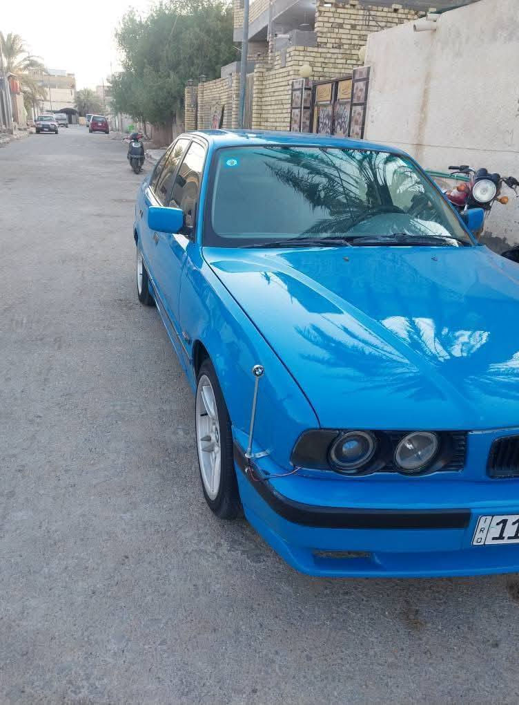 سلام وعليكم للبيع موديل ٩٢ رقم بغداد بسمي سنويه ٢٠٣٠ ***********
