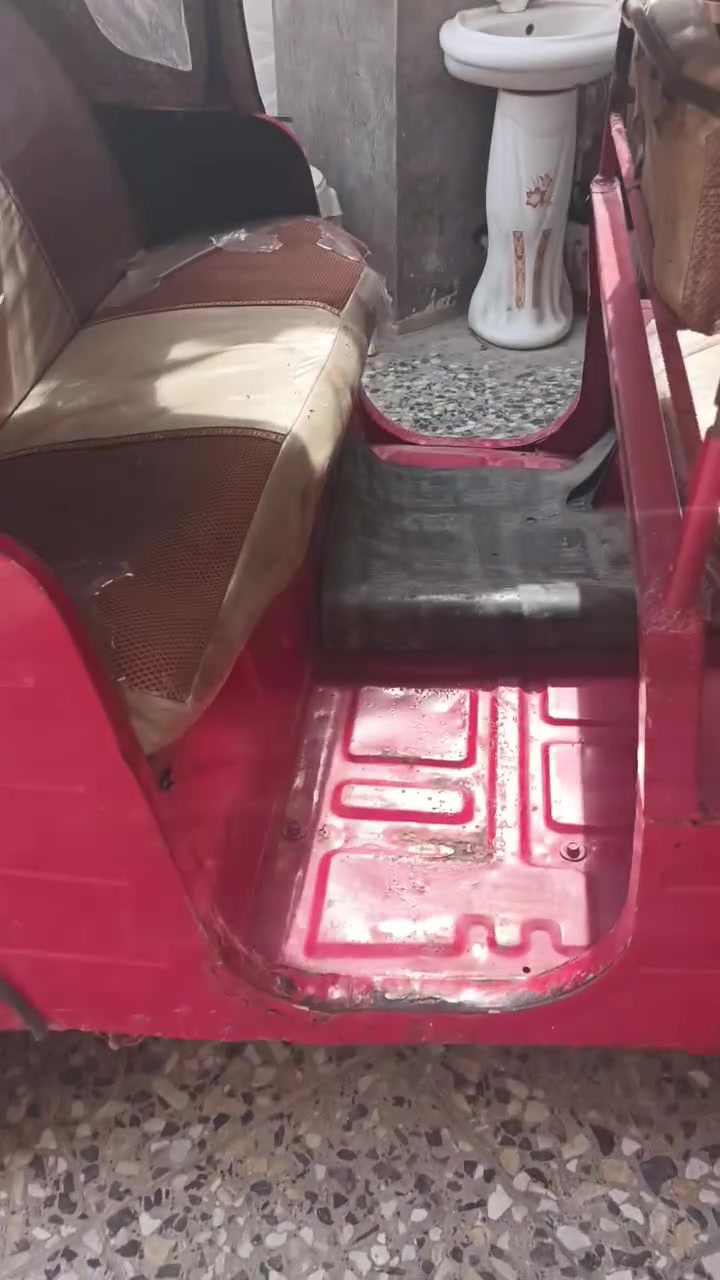 سلام عليكم اخوان تكتك ١٨ كربلاء بسمي مشروع وطني يعني تحويل بغداد رقم نكليزي مكينه واكسل على لفححص دوسات جديد سعر ٤٦٠٠ وبيهامجال العنوان  العبيدي رقم موبايل ***********
