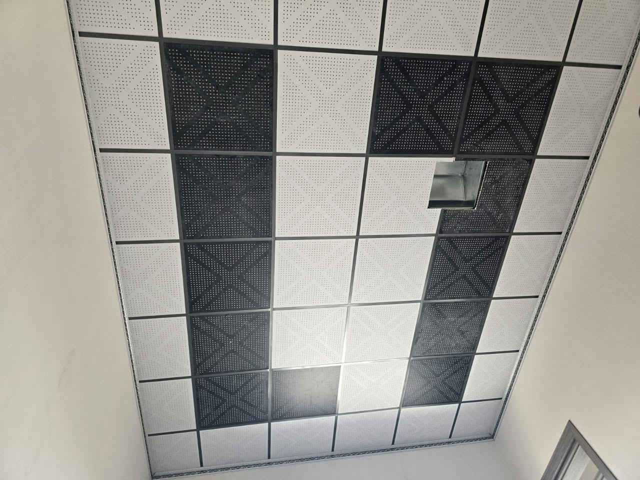 سلام عليكم اخوان الي يريد شغل مغربي سقف ثانوي صبغ ديكورات بسعار مناسبه وشغل درجة اولى والله يرزق الجميع اللهم صل وسلم على نبينا محمد وعلى ال محمد  الاتصال ع الرقم
***********
