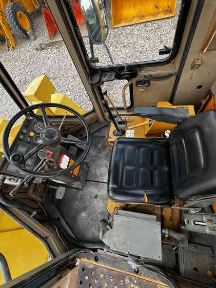 ‏اللهم صلي على محمد وال محمد 
شفل للبيع￼w100 دخول جديد نضيف جدن 
عنوان حله سريع النيل معرض العاصمه 
اي ستفسار علئ الارقام 
***********
***********
