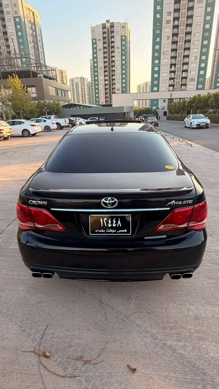 شاهینە ٢٠١١موس بچوک بە گەورە
فول مواسەفاتە 
سڵایدە
کوشن سارد و گەرم
ئاوینە شەفت
سندوق شەفت
دەبڵ ئیکۆیە 
مۆدی سپۆڕتی هەیە
لیدی سەقف
ساڵنسای سپۆڕتە سەوتی زۆر خۆشە
هەمو گیانی جاهیزە
یەک دینار مەسروفی نیە
بچوک بە گەورە
بەنزین زۆر کەم ئەخوات
کۆدی بۆ کراوە و بارکودی وەرگرتوە
٢ پارچەی بۆیاخە بی دەعمو لیدراو
***********
