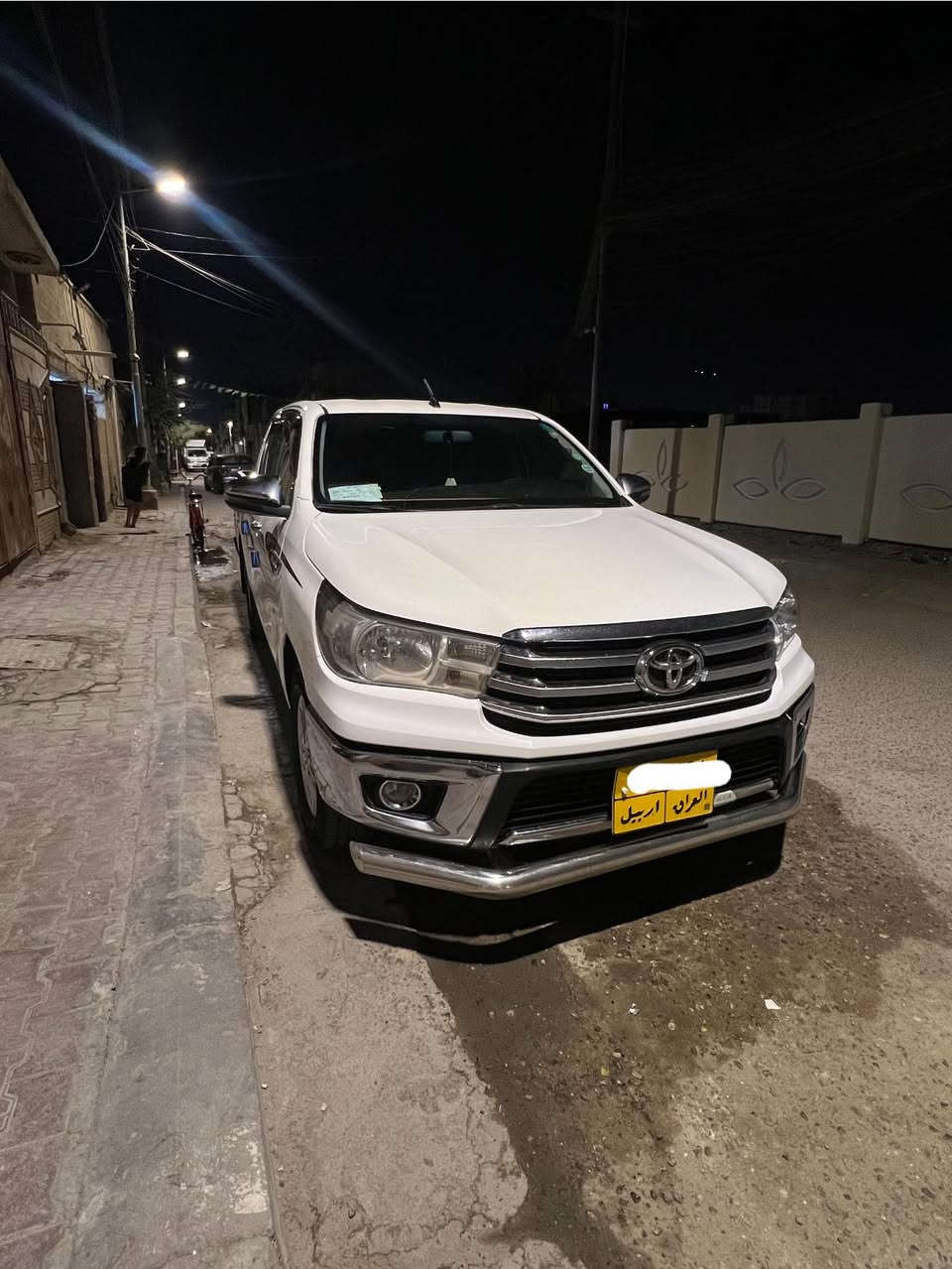 تايوتا هايلوكس مديل 22 فول مواصفات كفاله عده بارد بل جاملغ الخلفي 
،شاشه كبيره + كامره 
،تحكم ستيرن 
،جكات رفع البنيد 
،حساس خلفي 
،أوتوماتيك
،رقم مميز
الاتصال  :***********
