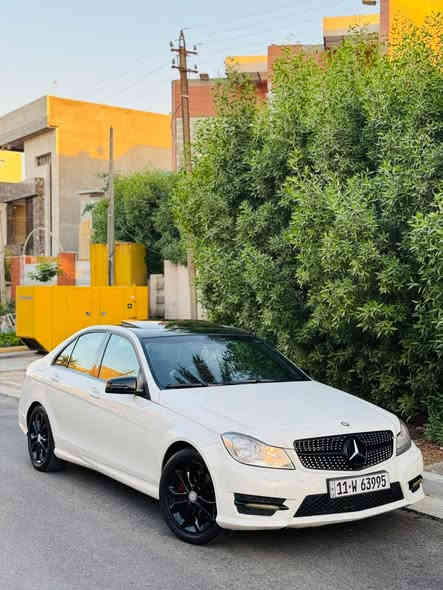 السلام عليكم C350 2012 

الحادث بنيد بدون دواخل 

‎المواصفات: 

‎- فتحة سقف SunRoof 

‎- شاشة وسائط و شاشة معلومات

‎- كاميرا خلفية

‎- داخل اسود

‎- شفتات ستيرن

‎- كشنات جلد تحكم كهرباء

‎- كشنات خزن Memory

‎- كشنات تدفئة 

‎- تبريد قطعتين منفصل

‎- اشارة بالمري 

‎- ستيرن تحكم كهرباء

‎-ماوس تحكم شاشة

‎- سستم صوت هارمن HarmanKardon

‎- ثلاث وضعيات قيادة Sport

‎- مازدات مع بك لايتات AMG 

‎- دوسات و دعاميات AMG

‎تخم تاير جديد و صدرها لوك و التبريد ثلج

‎السعر15.000$ ورقه بيها مجال 

عنواني بغداد المنصور

الرقم  

***********

