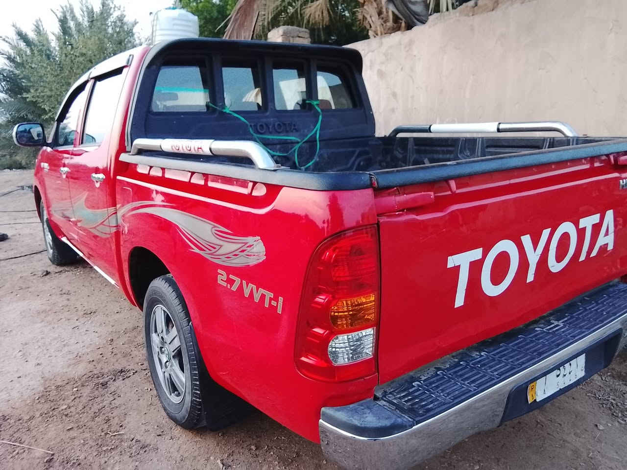 السلام عليكم هايلوكس للبيع موديل 11رقم كربلاء سنويه جديده بيه صبق جاملق فقط ولباقي  كفاله شاصي 19كويتي المكان ذي قار الرفاعي ترهم مراوس حسب القناعة ***********
