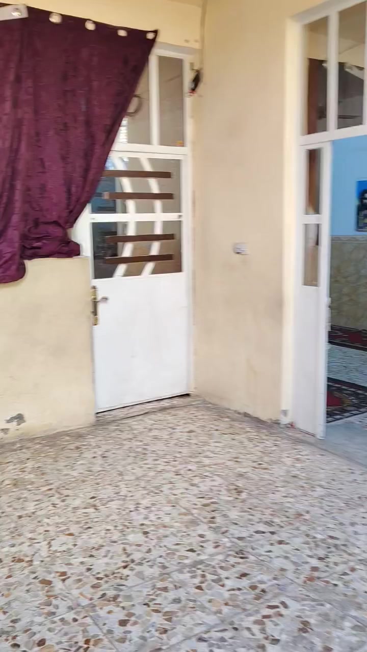 بيت للبيع في مدينة الصدر قطاع 53 قاطين مساحة البيت  144متر السعر خاص للأستفسار ***********
