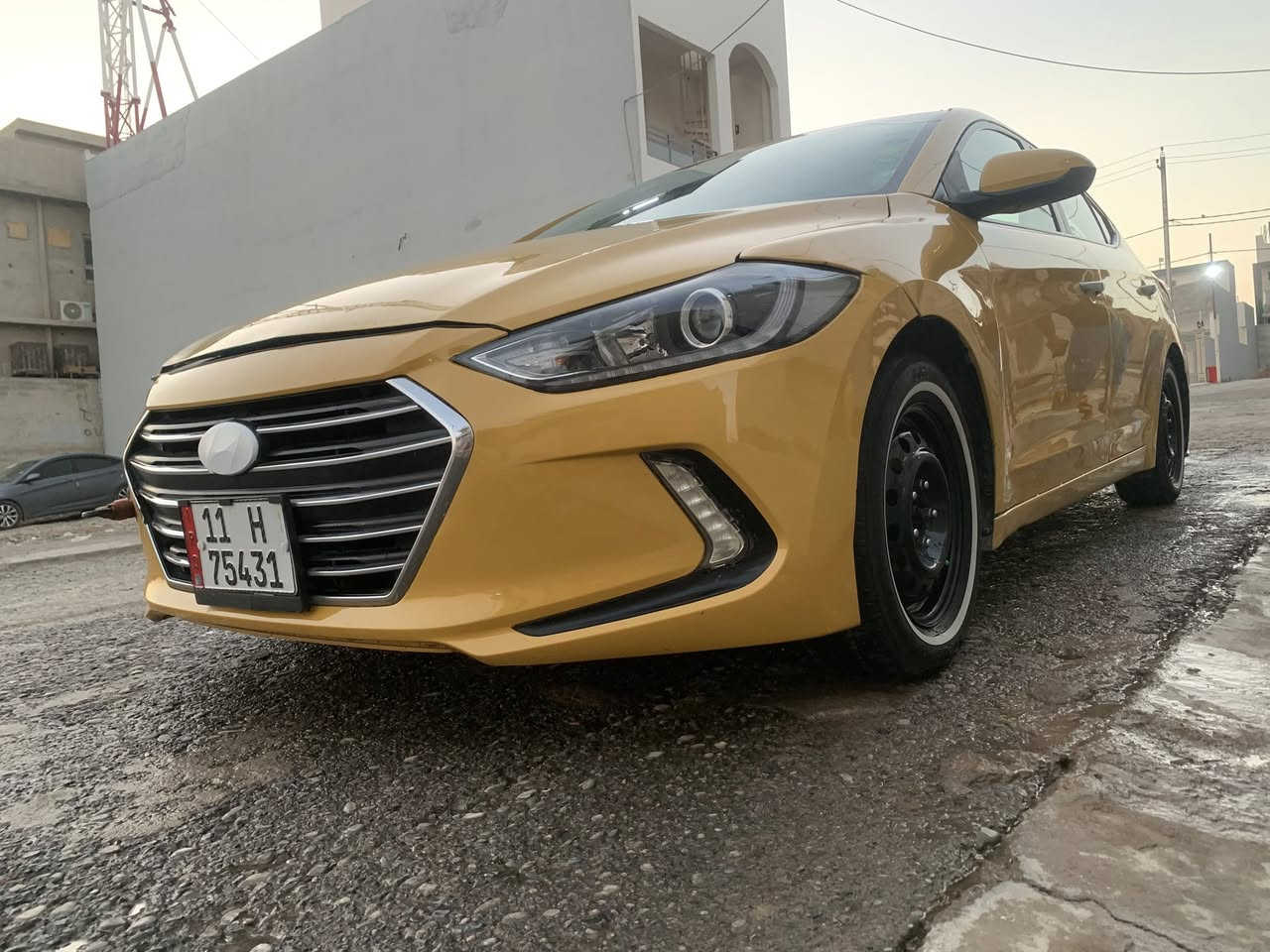 السلام عليكم
النترا 2017 للبيع 
السياره نص فول 
السياره بيها منظومه غاز 60 لتر 
حادثها  جاملغ امامي مبدل بلادي 
رقم بغداد الدولي 
باسمي السياره 
شرط التحويل
كاربون بيها 
سونار موجود 
السعر127 بيها مجال 
للتواصل خاص ￼


**إذا كنت صاحب هذا الإعلان وتريد حذفه لأي سبب، رجاءا أرسل رسالة إلى الدعم الفني**