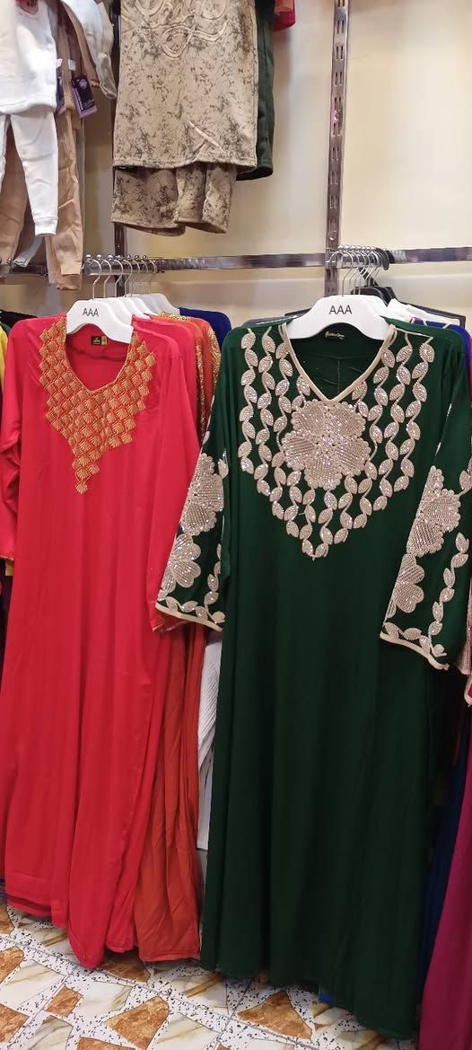 جديد الموسم الصيفي لدى أزياء الروان
الفلوجة حي الشرطة شارع الشركة
واتساب ***********
