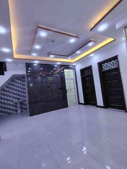 150 متر بسعر 57 وبي مجال بيع مستعجل
يحتوي حنفيات وسخان وماطور ماء وخزان ماء
 مغاسل عدد 2 دوش خلاطات بيت كامل مكمل 
طابو زراعي سند 25 قرار محكمه
عنوان البيت نجف مقابل ملحق قرية الغدير
للاستفسار اتصل على *********** أو مراسله واتساب
