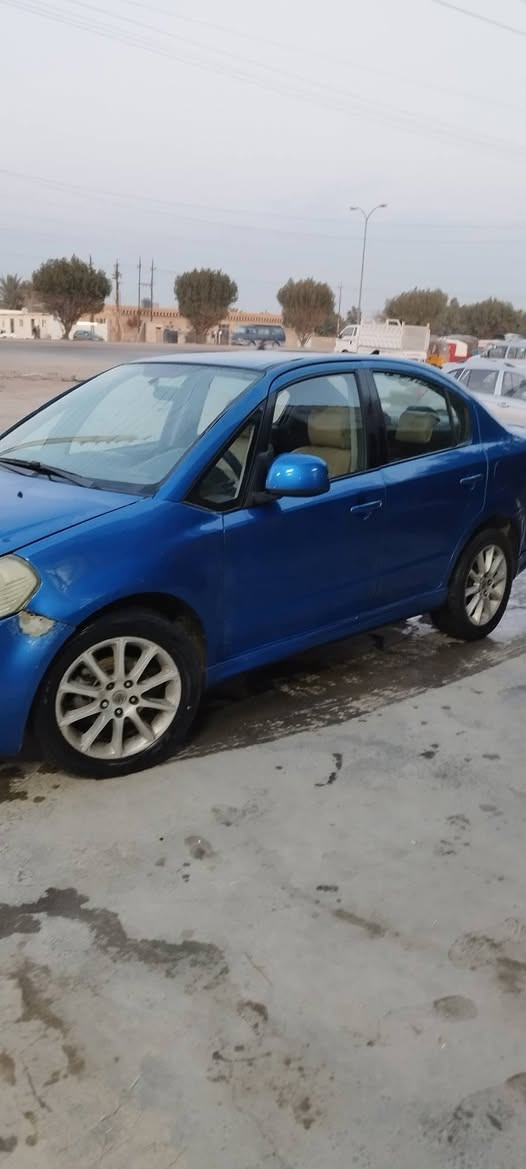 سلام عليكم سياره سازوكي ياباني وارد امريكي سياره نضيفة مكينة كير جيد جداً حجم 2000 سيارة نضيفة عوزهة نواقص بسيطة رقم نكليزي بسمي تايرات نضيفة موجودة بغداد باقي تفاصيل خاص رقم مبايل *********** سعر 58

