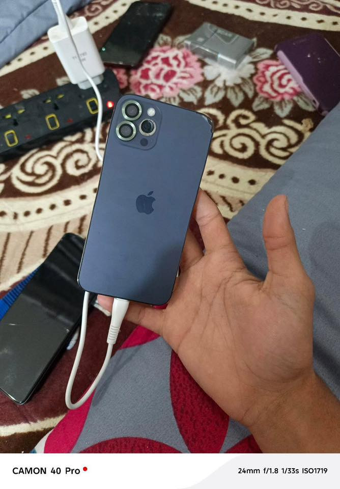 ه Xمحور 12بروذاكره ٦٤نضيف بس بي هاي ضربه بل تحوير ماله وكع مني لمهم جهاز بطاريته ١٠٠ كامل مكمل للبيع ول مراوس هم سعر200


**إذا كنت صاحب هذا الإعلان وتريد حذفه لأي سبب، رجاءا أرسل رسالة إلى الدعم الفني**