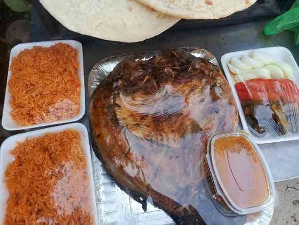 مطعم  ✨دجاج وسمج اهلنة✨

سوالكم عروض تخبل على❤️ السمج و الدجاج الشوي❤️سمج مع تمن احمر وطماطه ول بصل ول ليمون 

ودجاجة عل فحم طعم يجنن مع التمن والمقبلات 

بأسعار رمزية 😻😻اتصل ***********
