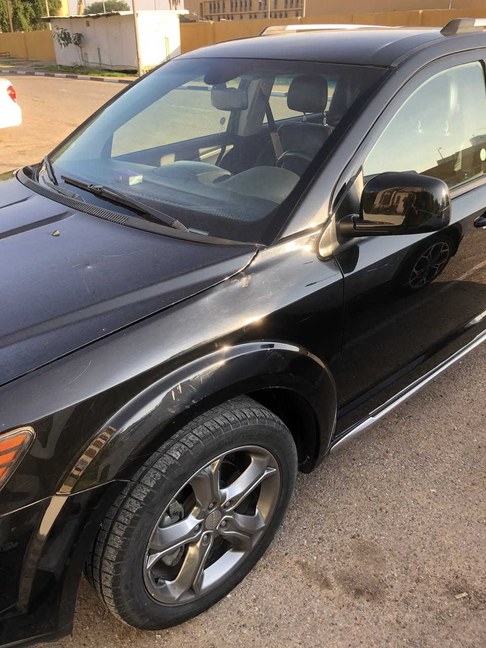 سلام عليكم عندى دوج جورني كروز رود للبيع 2018 رقم بغداد لون اسود محرك 3600 سته سلندر 7راكب 3قطع تبريد كشنات جلد تحكمات شاشه كبيره ضربتهه جاملغ وربع البنيد رايدهه 140وبيهه مجال للطيبين رقم الهاتف ***********
