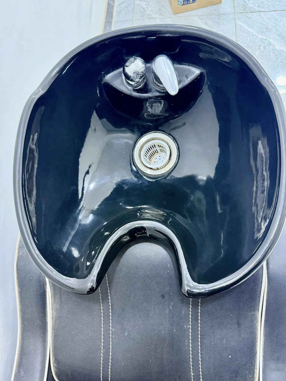 مغسلة حلاقة نظيفة جداً ومستعملة استخدام خفيف، ما بيها أي عيوب وتشتغل تمام  👍.      الاستفسار خاص .


**إذا كنت صاحب هذا الإعلان وتريد حذفه لأي سبب، رجاءا أرسل رسالة إلى الدعم الفني**