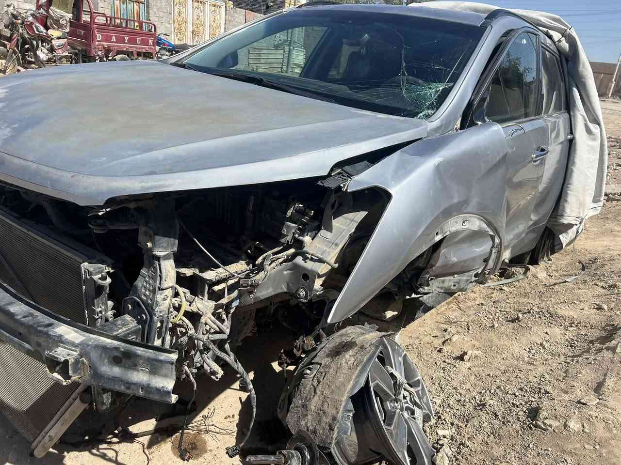 كراند سنتافي Limited
مديل 2014 حره بأسمي مداور ثاني يوم 
رقم ذي قار 
محرك V6
بصمه 
جنطه كهرباء 
7 راكب 
ماشيه 111 الف ميل 
كشنات جلد منفصل 
( ابيع عله حادثه كما موضح بالمنشور ) 
مكان السيارة ذي قار / قضاء گرمة بني سعيد 
للأستفسار : ***********
