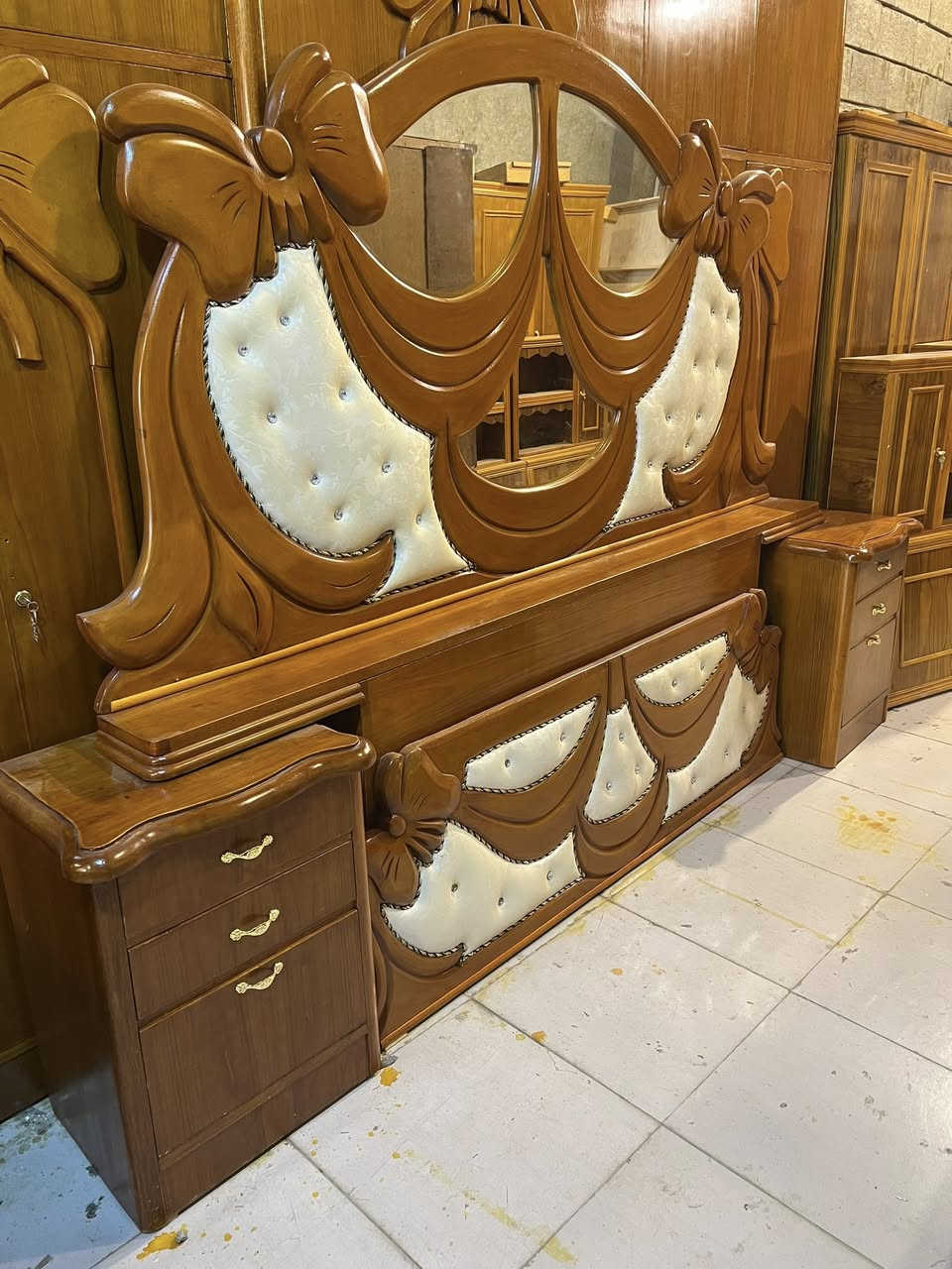 ‏للبيع ￼ للاستفسار الاتصال على الارقام

اسيا 📞***********

عنواننا 

الحدباء  قرب مرطبات البحرين❄️⭕️⭕️

مستعدون شراء الغرف الصاج المستعمله والكناتير 👍🏻 ￼
