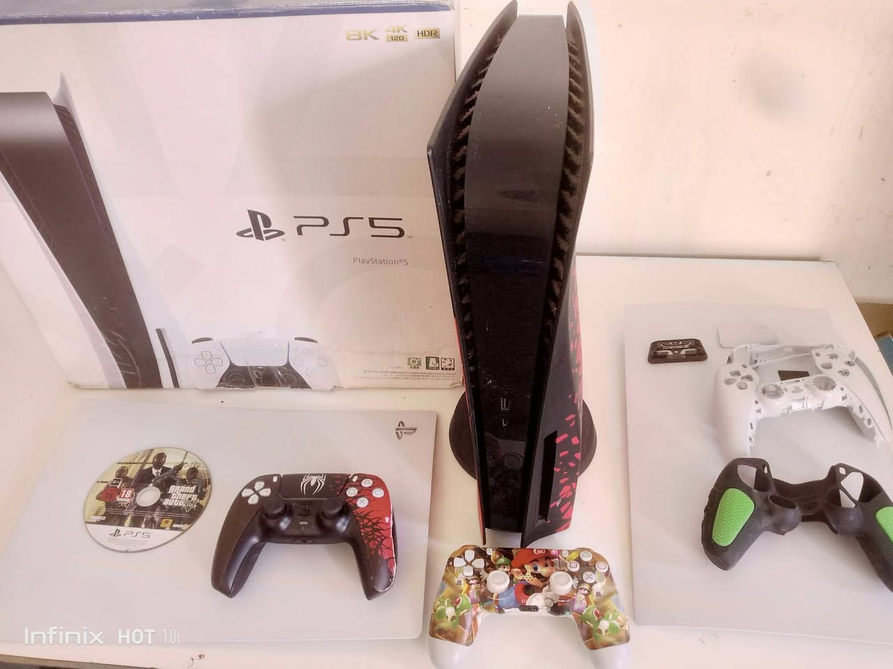 بلي ستيشن 5 للبيع
لامفتوح ولا مصلح شرط ريجن ياباني 
مع جوستك الأصلي وجوستك ثاني
كفرات للبلي والجوستك اضافيه
مع قرص جي تي نسخة بلي 5
مع حساب بلص اكسترا 3 اشهر
السعر 500 الف قفل


**إذا كنت صاحب هذا الإعلان وتريد حذفه لأي سبب، رجاءا أرسل رسالة إلى الدعم الفني**