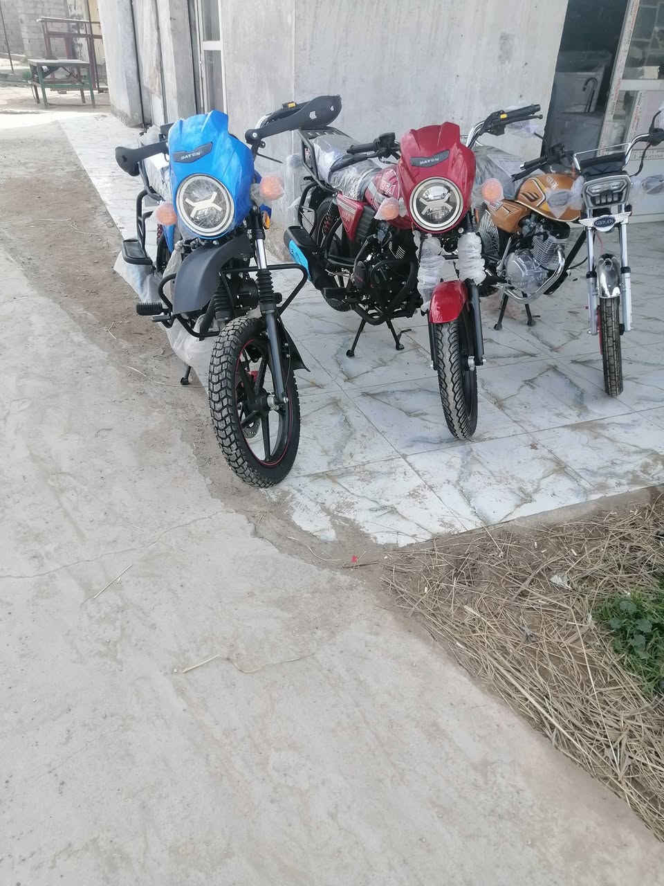 اللهم صل على محمد وآل محمد الطيبين الطاهرين يتوفر لدينا درجات ناريه دايون موديل ٢٦ جبلي وكلاسك تايكر عنوني ديالى شهربان المقدادية جسر عوني *********** اسعار مناسبه
