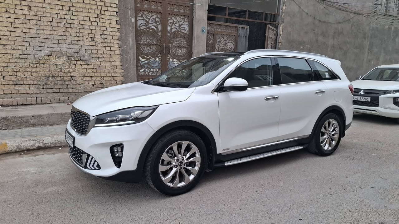 السلام عليكم سورنتو 2019 خليجي  
فول  1/1 كفالة عامة رقم بغداد باسمي كير /محرك/حدادية بلاد 
مسافة المقطوعة 48/500ك 
 ثلاث قطع تبريد/
سبعة راكب /
محرك ٦ سلندر ٣٦٠٠/
بانوراما/ حساسات امامي وخلفية/ المقاعد كهرباء /
سايد بريك كهرباء/ إشارة ترحيب 
تدفئة تبريد المقاعد/  برادات بيبان/ مقاعد جلد لونين /
كاميرا دواره نظام متكامل /
بصمتين تشغيل/
أربعة انضمة قيادة/
ويل كروم الحجم 19 /
وبعد بيها هواي مواصفات
ملاحظة /// تكحيل جاملغ الأمامي بطرف الدعامية  كد الاصبع 
السعر 268 الشراي يتصل ويدلل
رجاء بدون تعليقات
الهاتف ***********
