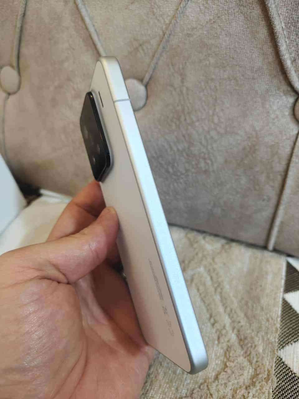 للبيع شاومي 15 النسخة العالمية لون مميز
جهاز بحالة الوكاله مستخدم قليل جدا 
الشاشة:6.36 - 120 هرتز -  LTPO OLED 1.5k
الذاكرة: 512/12
الكاميرا من لايكا 50 اساسية + 50 زوم + 50 عريضة المعالج:Snapdragon 8 Elite
البطارية:5240 - 90 واط
كامل ملحقاته
بطارية 100% 
السعر 760 وبي مجال 
مكاني نجف توصيل جميع المحافظات 
***********
