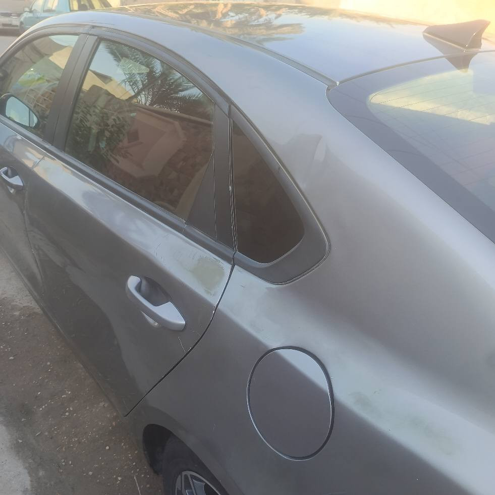 السلام عليكم... فورتي اربيلية موديل 2022 لون نفطي ضربتها جانبيه ماشية 55  
مواصفات نص فول... رادار امامي وتحكمات ومثبت سرعه وباقي التفاصيل الاعتياديه 
للتواصل خاص بغداد, العراق


**إذا كنت صاحب هذا الإعلان وتريد حذفه لأي سبب، رجاءا أرسل رسالة إلى الدعم الفني**