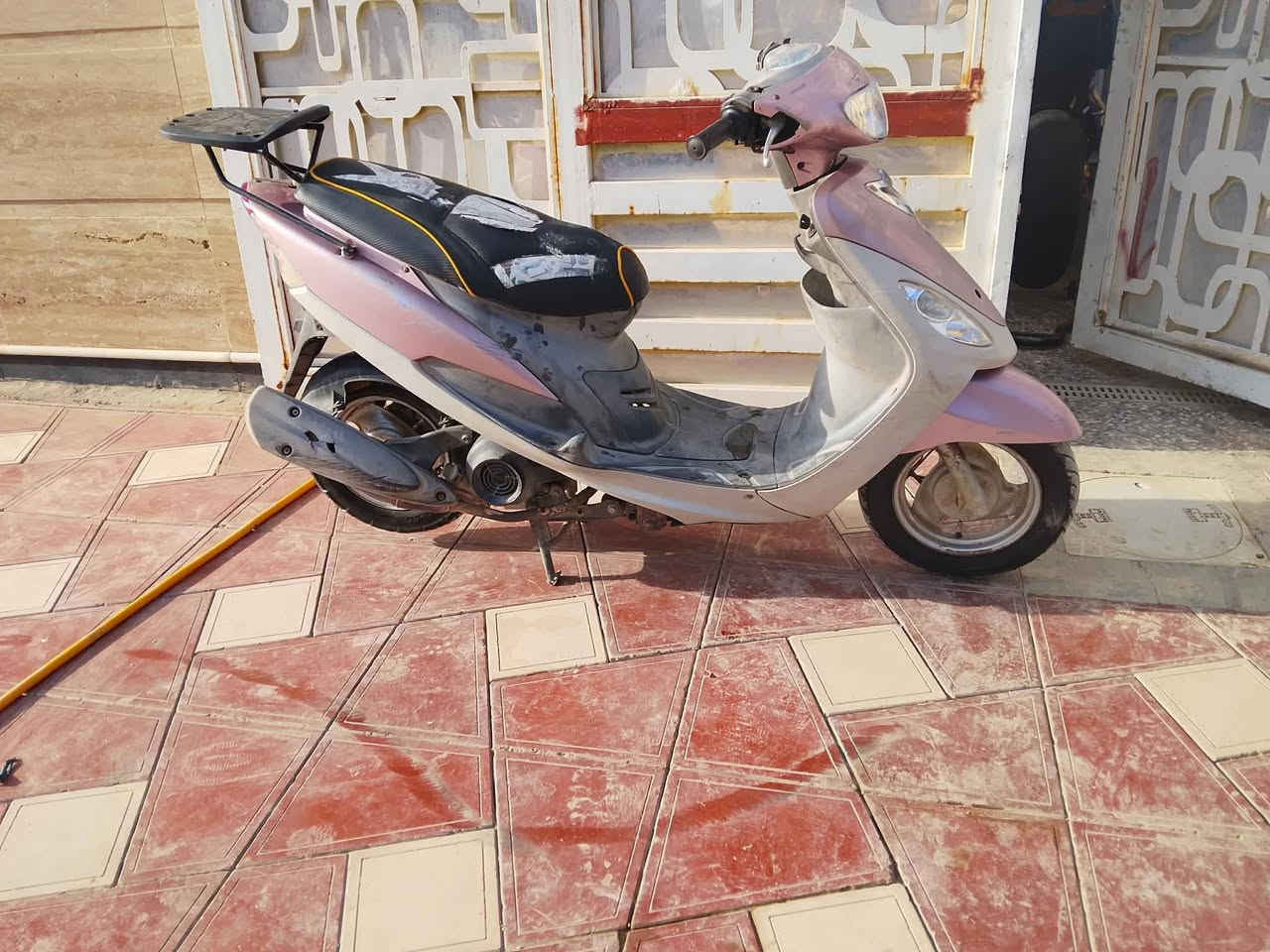 سلام عليكم حبايب ماكس منغولي دراجه جديده حيل ومكفوبه وكله ختم واحد شراي يتصل ***********
