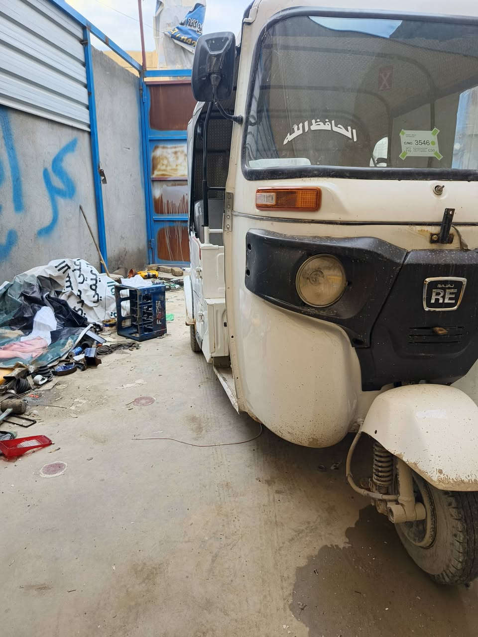 باجاج ٢١ رقم وسنوية بغداد
مكينه مكفولة تكتك حلوة وكاعدة بيها صفحة معمرة وشوي بلغد
مكانها جديدة الشط ورة البوابة مال الحسينية مال راشدية 
***********
