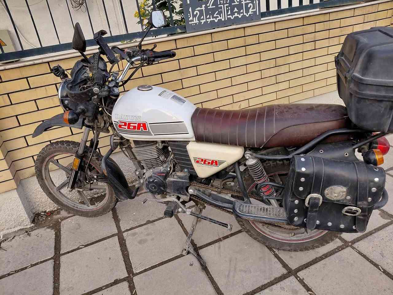 السلام عليكم
دايوان سنوية تقرا 2023 طالعه ب 2024 مرقمه بأسمي رقم انكليزي لوحتين رقم بغداد

الرون ميشتغل والمازده الامامية متشتغل 
الدراجه ماشيه 20 الف
تجي وياهه صندوك وجنط جانبية عدد 2 
رايدهه 2,100,00 وبيهه مجال

مكاني بغداد الطالبية ، بالقرب من مستشفى الزهراوي
رقمي ***********
