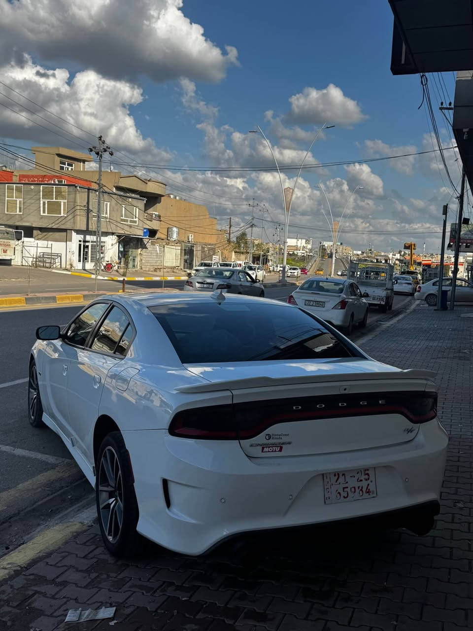 للبيع دوج جارجر 2023 RT الاصدار الاخير
بدون رقم يترقم شكالي
حادثه جداً خفيف بس البنيد ونفسه معدل
وبي قطعتين تبديل صبغ مال امريكا بدون حادث
سياره جداً نظيف 
مكان كركوك ***********
السعر :٢٢٥ بي مجال قليل كركوك, العراق
