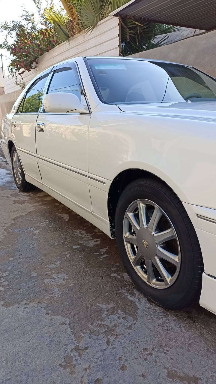 السلام عليكم للبيع ملكه صدفي فول مواصفات ومكفوله من كلشي اربع دكم داخل جلد المري شفط مكينه ديڤور الكبيره تبريد قطعتين 
السياره رقم.  بغداد مميز مثبت سرعه منضومه تبريد جديده  
السعر 174 للاستفسار الاتصال عله هذا الرقم     ***********
