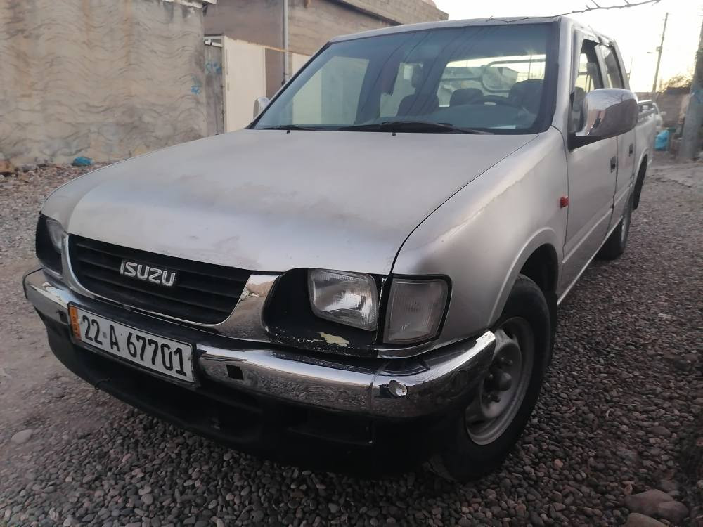پیکاب isuzu یابانی  مۆدیل 2007 مەکینەی بیلاد کیروو مەکینە بەشەرت  ئەکسل بەشەرت هیج دەعوم و لیدراوی بیوە نیە دەعامی بۆ دەعامی بەشەرت بۆیاغ یەک دوو  پەلەی هەیە هەموو لەسەر بیلادی ماوەتەوە سەنەوەی تازەیە بەشەرتی بەناو کردنوو تاخم تایەی تازەیە تندو تولیش بەشەرت مالی دۆستە هەمووی لەسەر بیلادی ماوەتەوە نرخی 50 گەلاو مەعامەلە شوینی سەیارەکە ڕانیە بۆسکین ***********
*********** رانية, السليمانية
