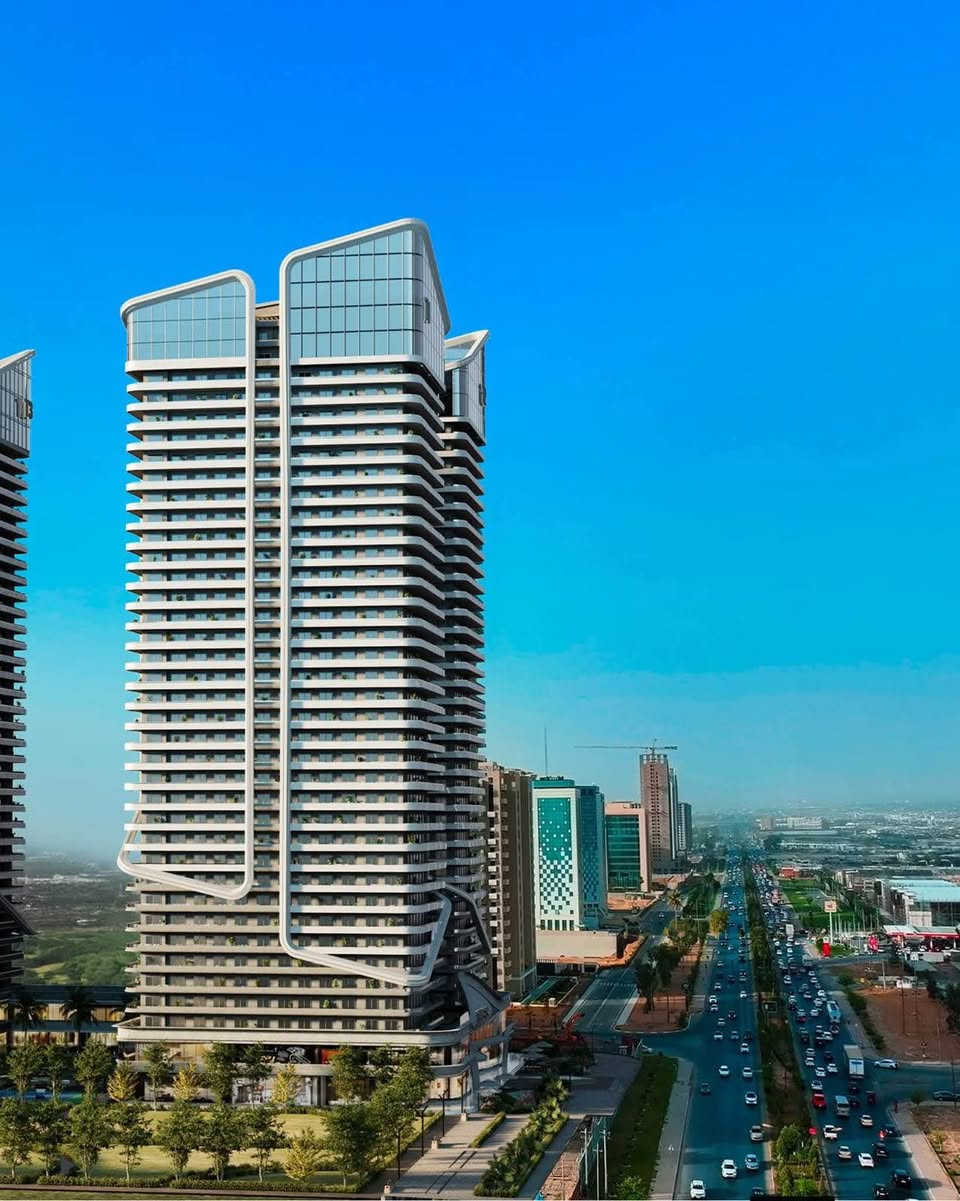 المستقبل يبدأ من هنا، يونيك تاورز، دايموند زون.
المشروع الي بنظري5نجوم

لماذا مشروع شقق #يونيك_تاورز ؟
1. تتكون من 6 مباني #حديثة، وفق المعايير #العالمية المتطورة #والتحكم بكامل الشقة عن بعد.
2. مقاوم #للزلازل بقوة تحمل أكثر من 8 درجات #ريختر.
3. كل مبنى يتكون من 39 طابق #بإطلالات متعددة وكل تحمل من الاخرى.
4. اربعة طوابق أرضية #لوقوف السيارات (بارك ذكي) و (شحن كهربائي) مع 2 طابق تجاري.
5. نسبة 60% من مساحة المشروع مخصصة للمساحات #الخضراء، مع قاعات رياضة و #مسبح وملعب #للتنس.
6. المشروع طابو صرف.
7. موقع المشروع يضمن لك #الاستثمار الصحيح.
8. #البيئة المثالية للسكن والاسترخاء والعيش الهادئ.
9. المشروع يغطي جميع #المساحات من غرفة وصالة إلى 4 غرف وصالة.
.......................
للحجز والاستفسار #الاتصال على:
+9647883003886

واتساب & فايبر & تلكرام

#realestate #investment #rent #buy #sell 
#عقارات #ايجار #استثمار #مجمع_سكني #اربيل #بغداد  #العراق #مجمعات_سكنية
 #مجمعات_السكنية_في_اربيل
#UniqueTowers أربيل, العراق
