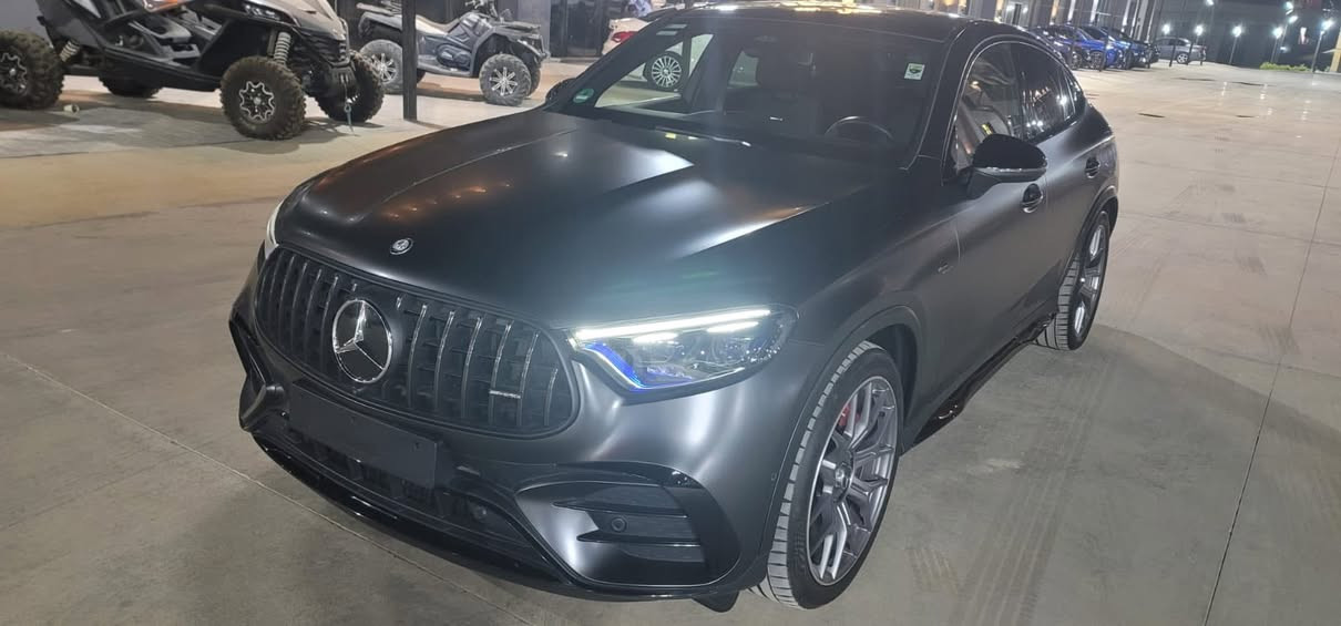 GLC 63s
٢٠٢٤
٦٠٠٠كم
رخصة سنه و بروتيكشن
فابريكا بكامل 
متاح بدل 
متاح تقسيط 
01011101150


**إذا كنت صاحب هذا الإعلان وتريد حذفه لأي سبب، رجاءا أرسل رسالة إلى الدعم الفني**