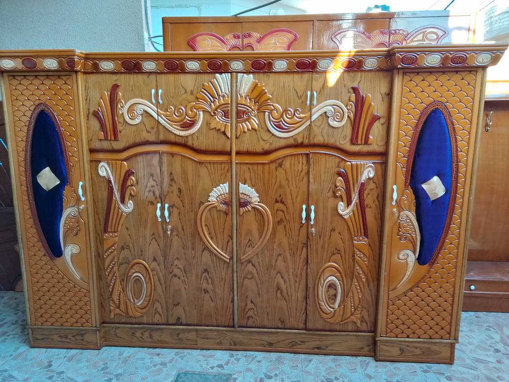 السلام عليكم كنتور 6باب طابقين للبيع داخل خارج صاج للبيع السعر 225وبي مجال المكان نجف الاشرف الشراي يتصل على الرقم *********** ويوجد خدمه توصيل داخل النجف الاشرف @إشارة النجف, العراق
