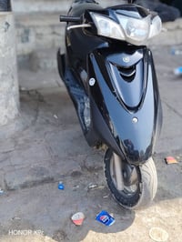 دراجه بريز بغبغاء للبيع السعر (750) وبيها مجال الاستفسار الاتصال بالرق...