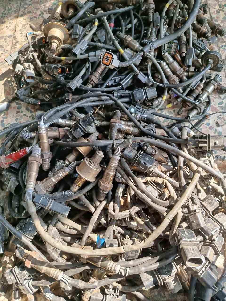 حساس صالنصه تفصيخ متوفر اغلب السيارات الكوريه
ميسان حي صناعي مجاور مطعم بيت السيد 
محل هيمن 
*********** واتساب
