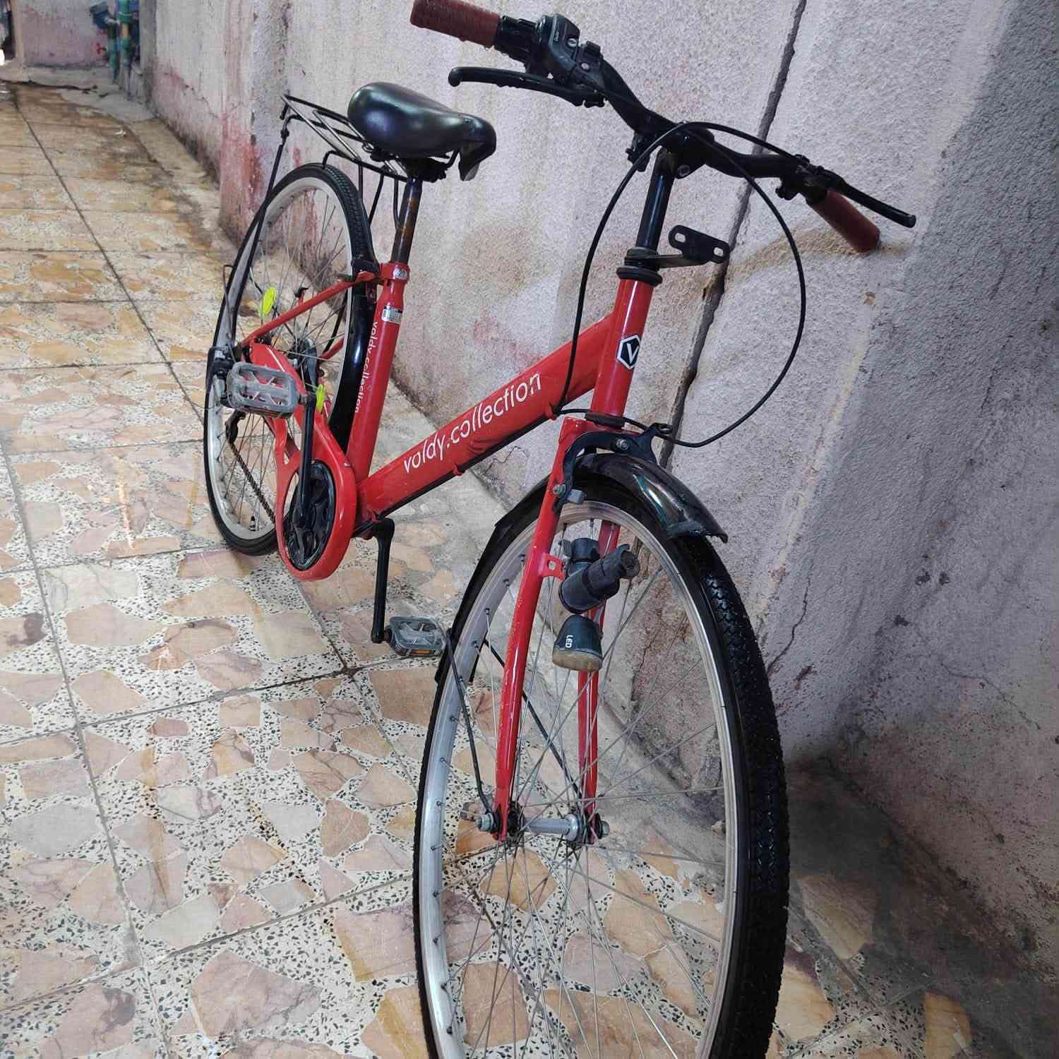 سلام عليكم مكلف بل نشر بايسكل نضيف جدا مكانه بغداد الدولعي سعر ٨٠بي مجال بسيط للستفسار الاتصال على ***********
