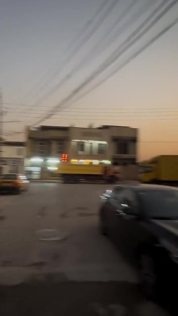 مشتمل 50 متر سند 25 مربع الذهبي بل الامين على القنات مجور محطة الجبها كهرباء 22 ساعه خدمات فول  باقي لبخ وبياض للستفسار *********** وساب

