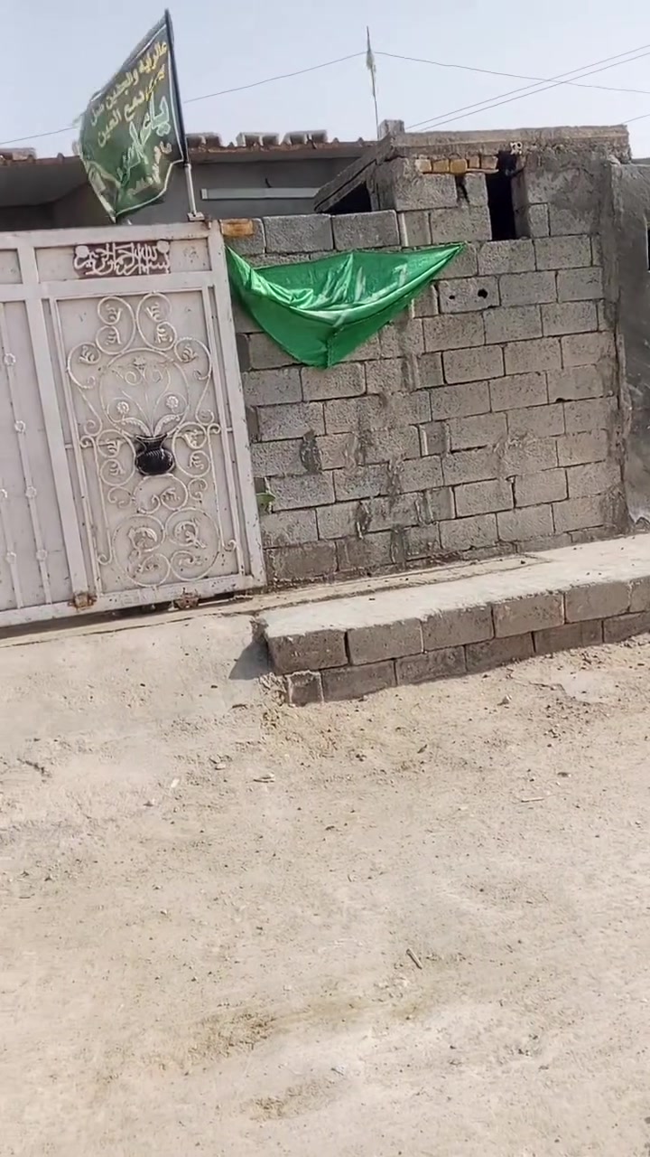 مشتمل للبيع بحي ال شرطه مساحه 125 طابو زراعي سند25 للاستفسار ***********

