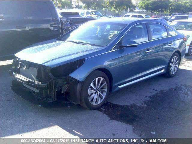 السلام عليكم
سوناتا 2015 وارد امريكي حادث موضح  بالصور 
مواصفات سبورت فول رقم بغداد بأسمي 
مكاني بابل ***********
