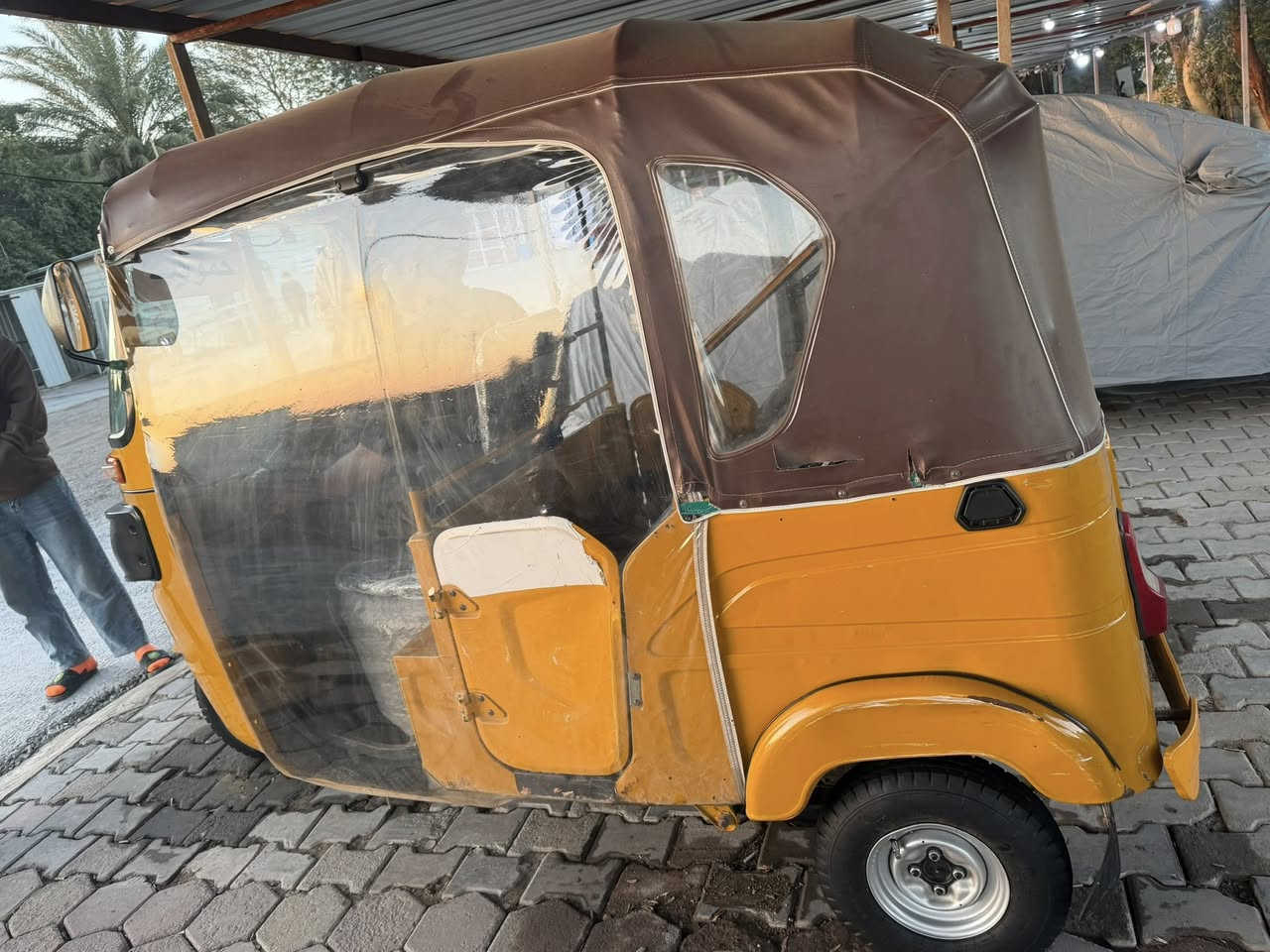 السلام عليكم
تكتك 2021 كله جديد مكفوله كفاله عامه مثل ما بصور 
التكتك مكينه مفتوحه بس للستفسار ***********
