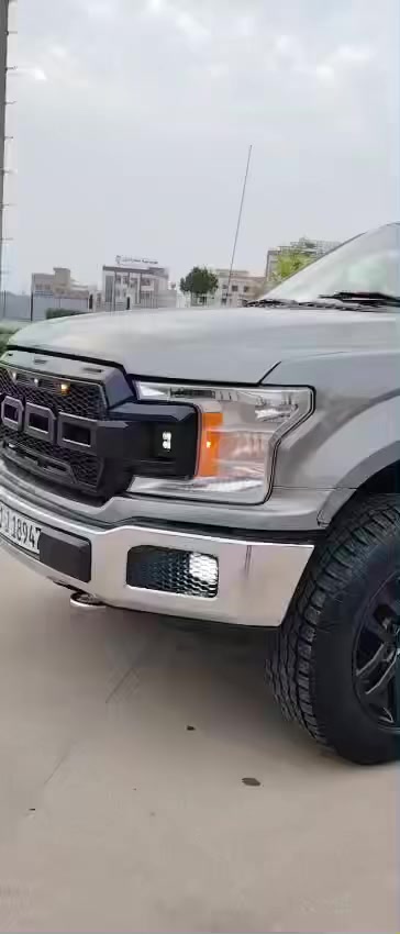 فورد اف150  XLT Sport موديل 2020
محدث بچم رابتر
البچم سليم /// حادثها جانبي جاملغ وبابين جهة عكس السايق بدون دواخل
عداد المسافه :50 / الف ميل حقيقي
بــاب طويل بدي قصير  المرغوب 

رادار امامي خلفي

كامره 360

حساسات امامي خلفي 

4x4 دبل اكسل مكينه مرغوب  فول نشاط واقتصادي2700توربو سلندر6

بانزين عادي اومحسن دوانز ماكو شرط 

كير مكينه تبريد تدفئة صدر امامي خلفي شرط جديد
تبريد مركزي
تخم تاير ويل جديد سعر 1000 دولار توني شديت سياره جاهز مابي ربع مصرف
دفع رباعي4x4
اضواء محيطية سفاري  للسيارة 
شاشة معلوماات كبيرة
مثبت سرعة
تحديد مسار ذكي
رادار امامي اوتو بريك 

رادار خلفي نقطة عمياء

اوتو بريك عند التوقف

اطفاء ذاتي عن التوقف
تشغيل عن بعد
اشاير بالمري
السياره جديده وبعد بيها هواي موصفات وشرط تراي 2025 السياره جدا جديده وما متعوبه 
السعر 21500وبي مجال بيع او مراوس حسب القناعه
مكان السياره الانبار واي استفسار الاتصال بالرقم 
***********
