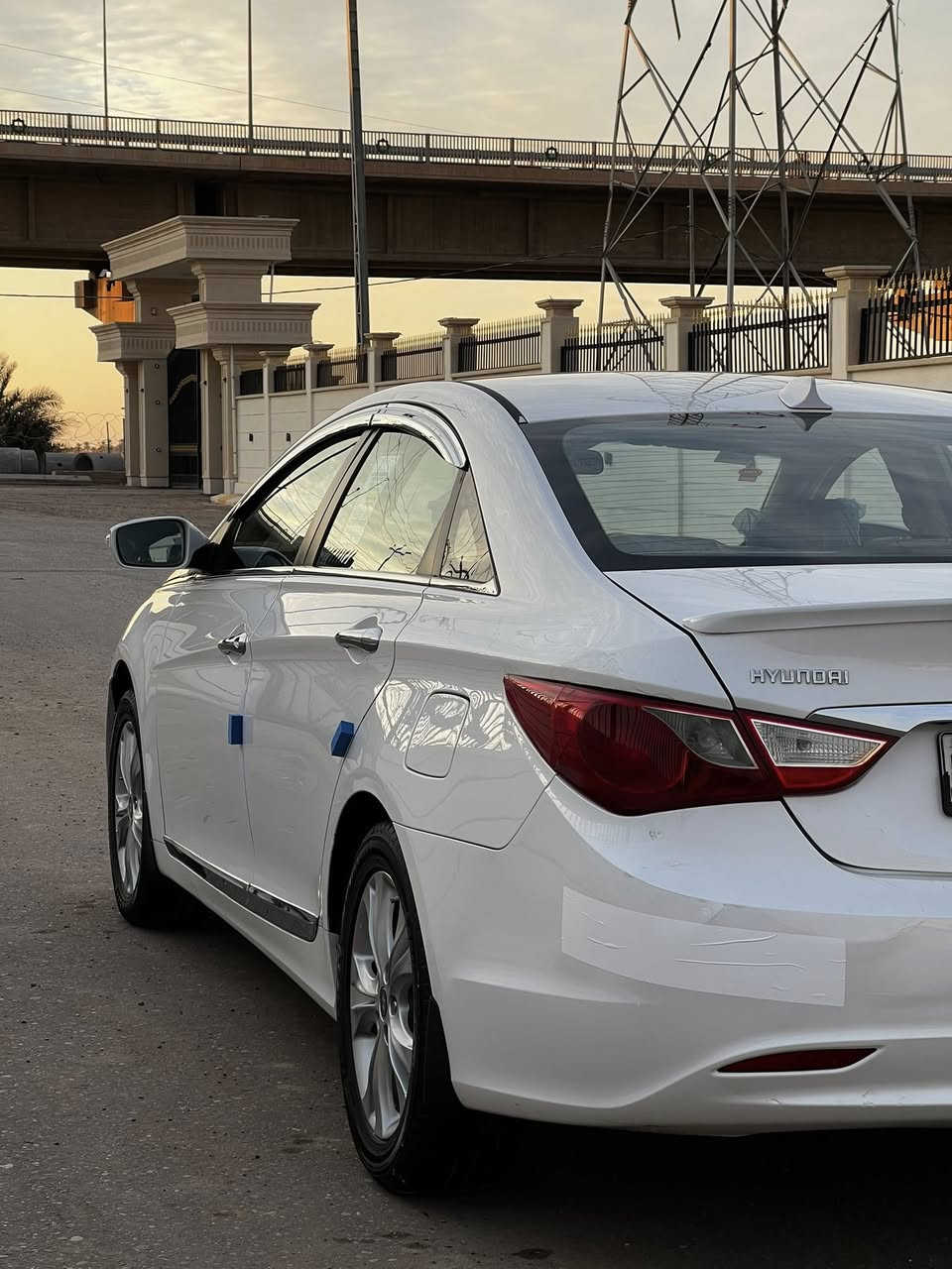 السلام عليكم جميعاً هونداي سوناتا خليجي موديل 2012 رقم سليمانيه دولي بسمي محرك 2400 ماشيه 115 السياره مكفوله تحكم استيرن شفتات استيرن اشاير بلمري مري شفط قطعتين تبريد شاشه وكامره صدر امامي وخلفي جديد تخم تاير جديد السياره مال جناي العنوان صلاح الدين بلد ..الاتصال ***********
