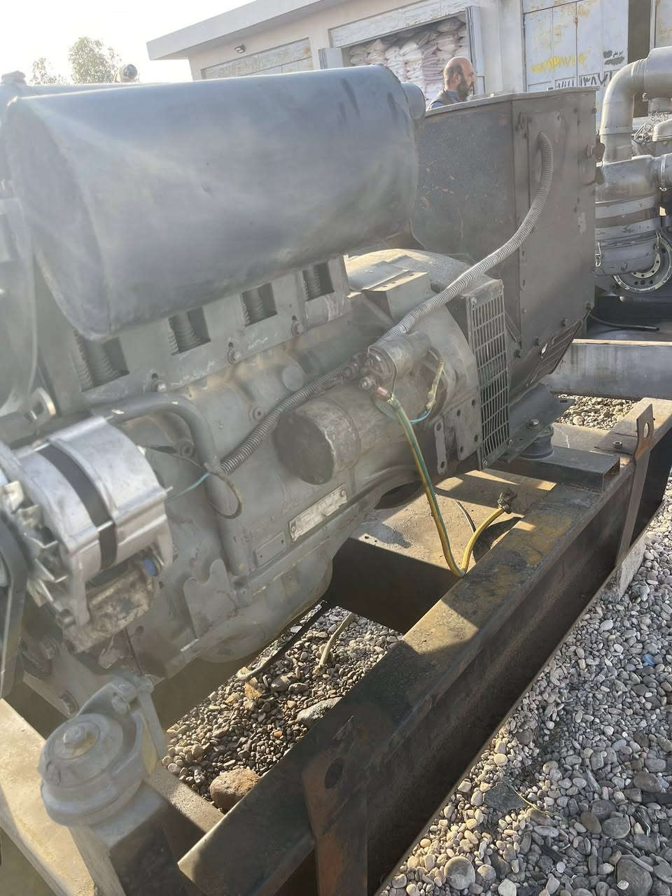 اسلام عليكم محرك دويز 4بستم ابو الصاروخ توليد 50كيفي مكفول مكانه ديالى كفري ***********
